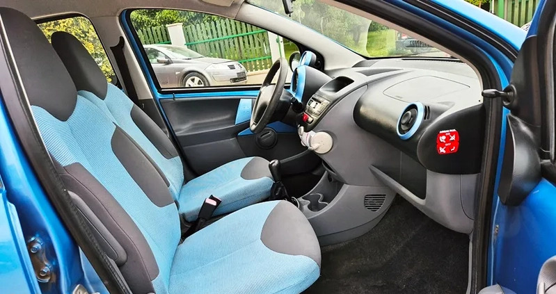 Peugeot 107 cena 9999 przebieg: 232000, rok produkcji 2008 z Mirosławiec małe 742
